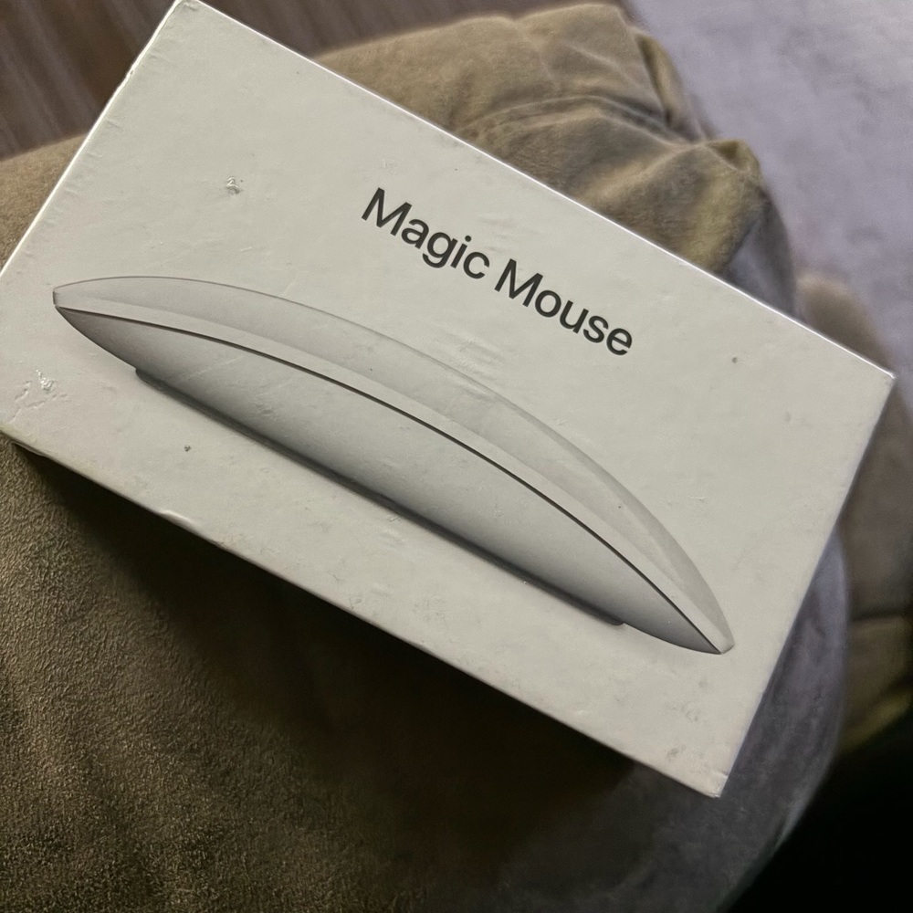 Apple Magic Mouse 2 in White